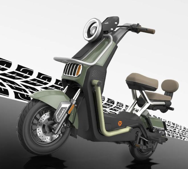 雅迪新品电动车B70-H配48V石墨烯电池充电少更能跑！