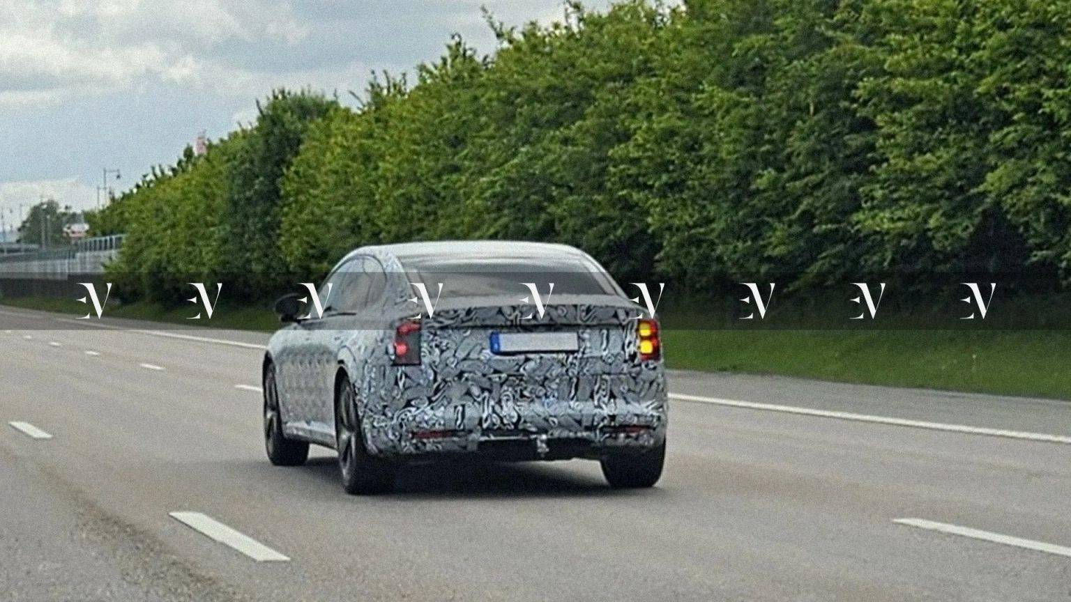 沃尔沃新款电动车路测图曝光:200 kW、800 伏电气架构(图1)